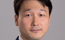 Dr. Junghun Cho. 