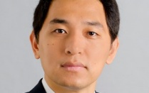 Ruogang Zhao. 