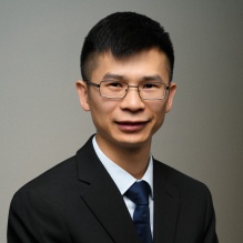 Yulong Huang Headshot.