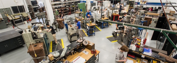 Zoom image: The SEAS Engineering Machine Shop. 