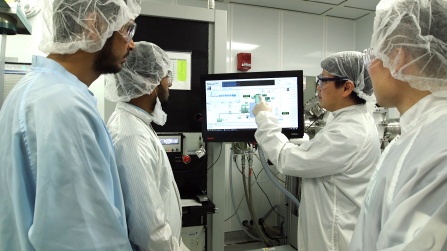 group of researchers in lab. 